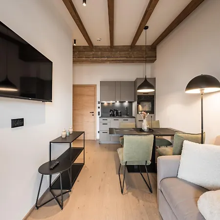 Stylish In * קירשברג אין טירול